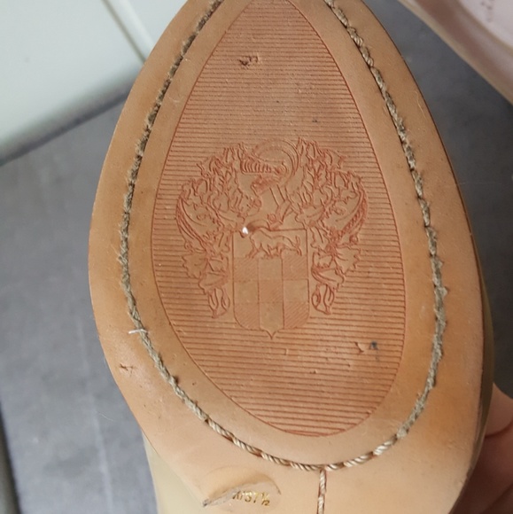 Vince Camuto Peep Toe Heels - Picture 6 of 6